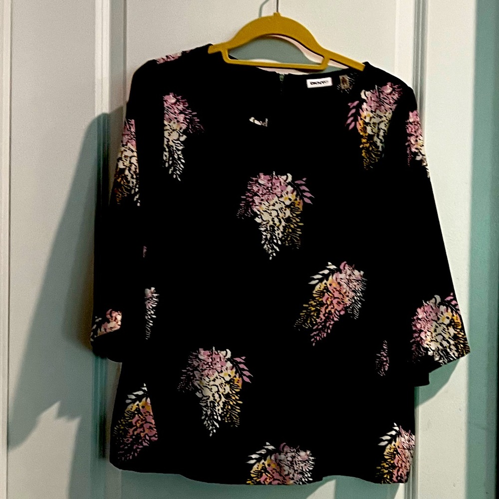 Three-quarter Sleeve Top